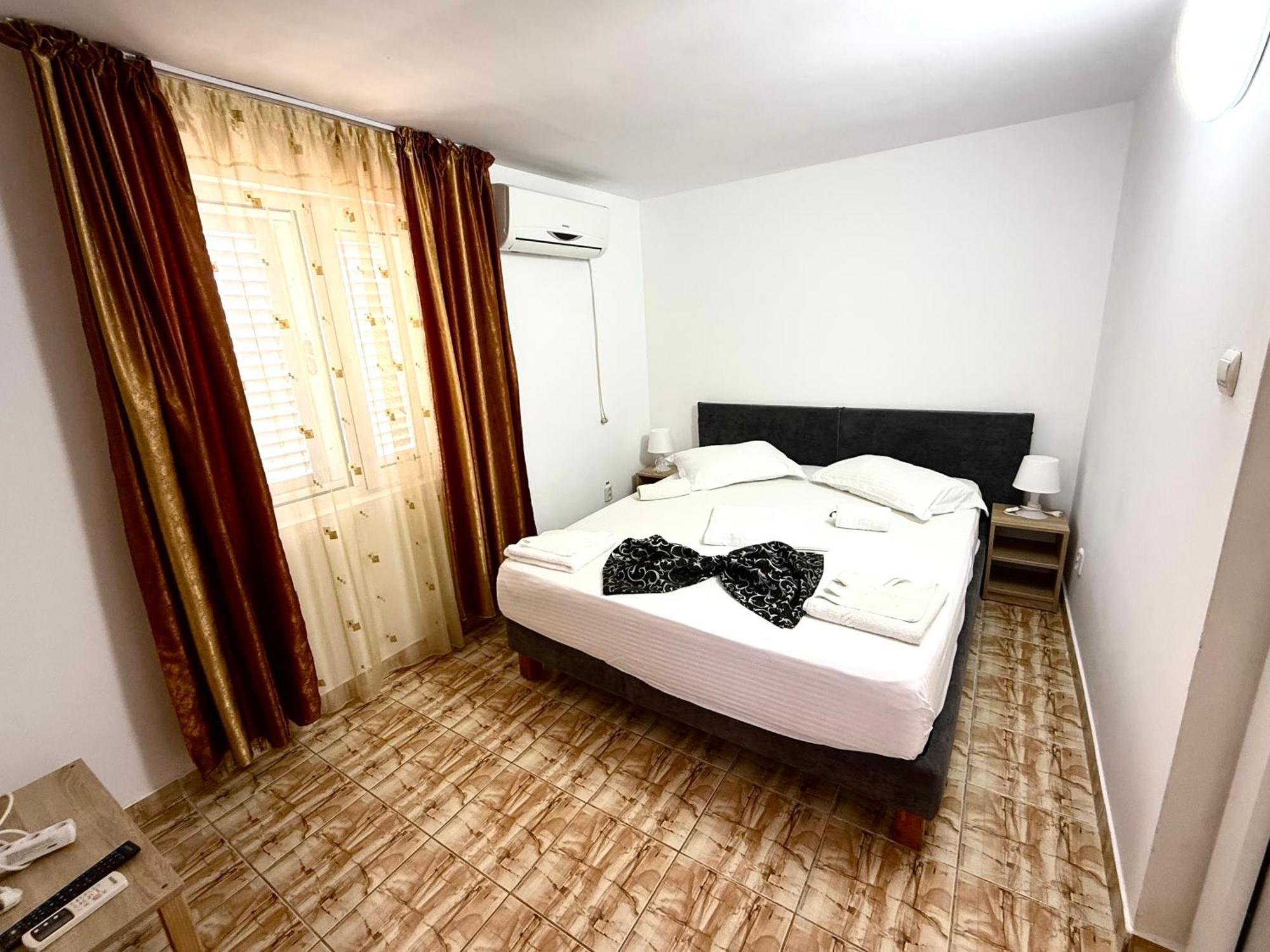Hotel Decebal Eforie Nord Buitenkant foto